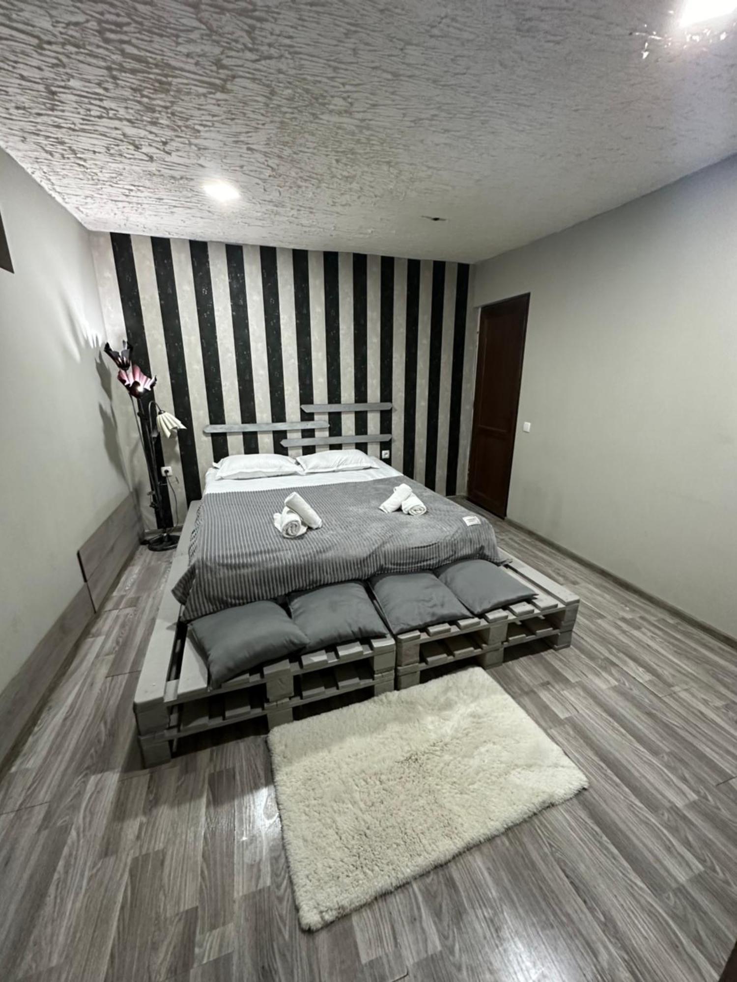 Positive Hotel Borjomi Luaran gambar